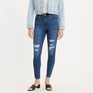 Levi’s ripped skinny jeans